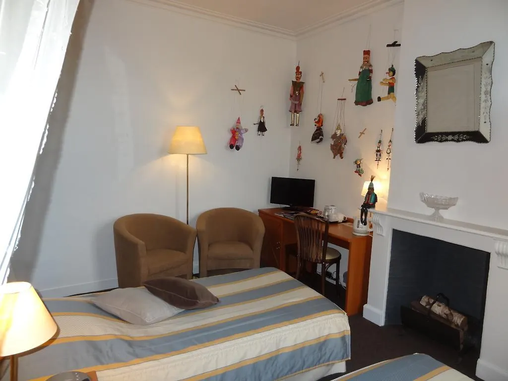 ブルージュ B＆B アン オフィサーズ ハウス Bed & Breakfast